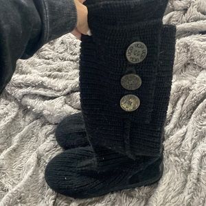 Knit Black Sweater Ugg Boots size 5